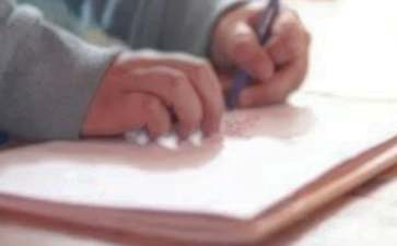 七月清忧高中生1000字作文